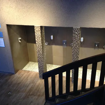 Rothornblick アパート アローザ